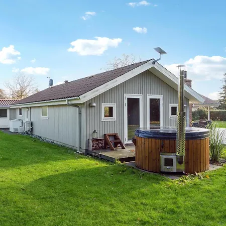 Beautiful In With Sauna Dom wakacyjny