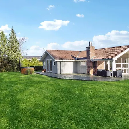 Beautiful In With Sauna Dom wakacyjny *