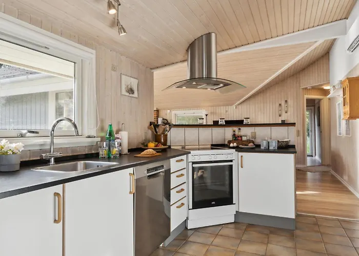 Beautiful In With Sauna Holiday home Humble