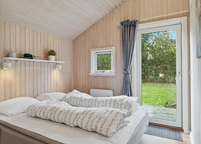 Beautiful In With Sauna 度假居